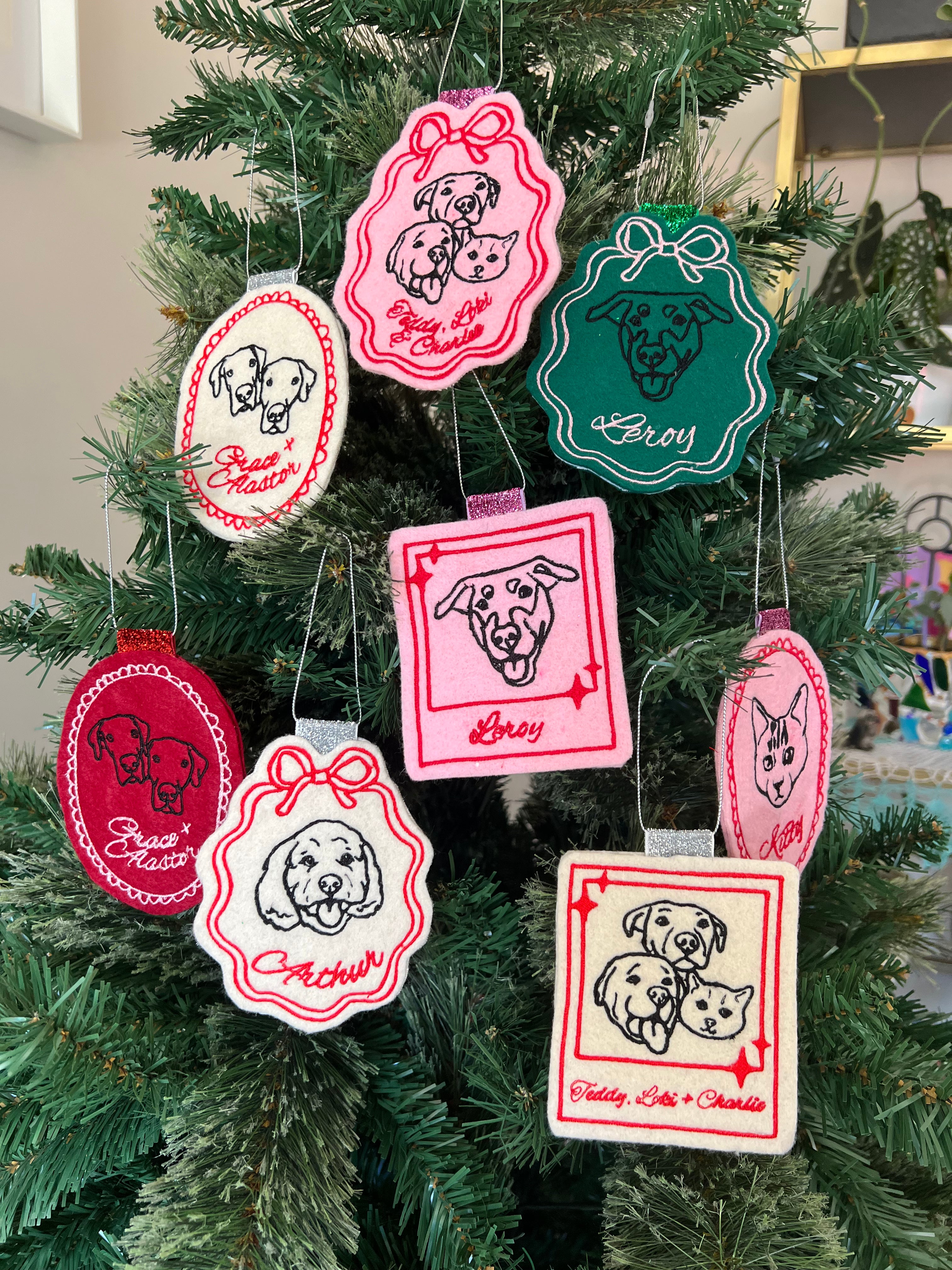 Custom Felt Pet Line Portrait Ornament